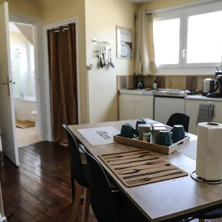 Grand Apartment
